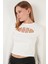 Slim Fit Bisiklet Yaka Önü Pencereli Crop Bluz Bayan Bluz 5865399 4