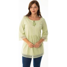 Şans Kadın Büyük Beden Yeşil Kol Ağzı Ve Etek Ucu Dantel Detaylı Nervül Dikişli Tunik 65N36876