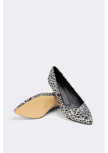 Kadın Topuklu Deri Ayakkabı 052Y21K10005 indirimleri