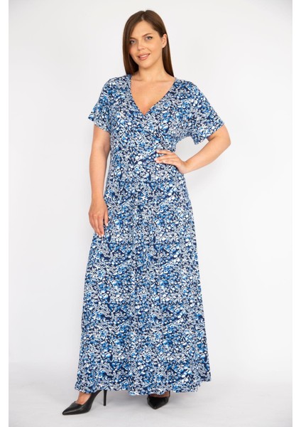 Kadın Mavi Büyük Beden Anvelop Yakalı Likralı Viskon Kumaş Kısa Kollu Uzun Elbise