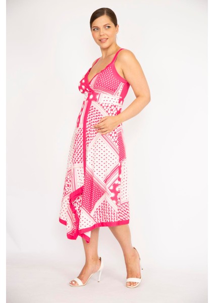 Kadın Pembe Büyük Beden Askılı Anvelop Yakalı Uzun Elbise