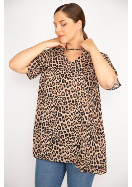 Kadın Leo Büyük Beden Leopar Desenli Ön Yırtmaçlı Bluz modelleri