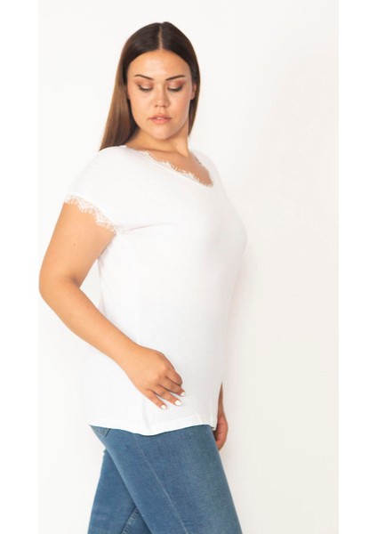 Kadın Beyaz Büyük Beden Pamuklu Kumaş V Yakalı Dantel Detaylı Düşük Kollu Bluz fiyatları