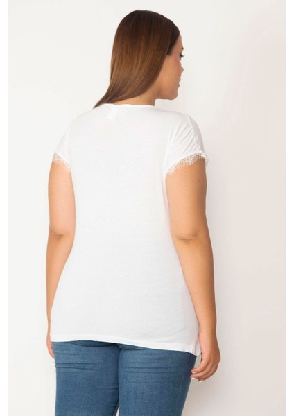 Kadın Beyaz Büyük Beden Pamuklu Kumaş V Yakalı Dantel Detaylı Düşük Kollu Bluz