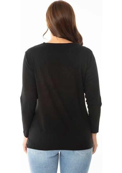 Kadın Büyük Beden Siyah Yakası Tül Nakış ve Taş Detaylı Uzun Kollu Bluz 65N36860 fırsatları