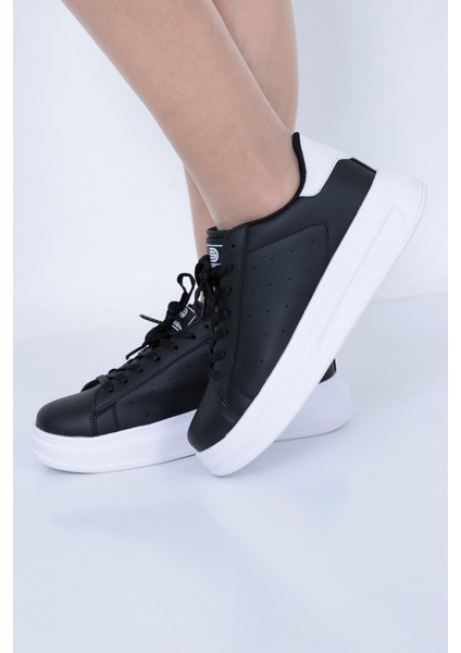 Siyah Rahat Kalıp Bağcıklı Sneaker BOT00010