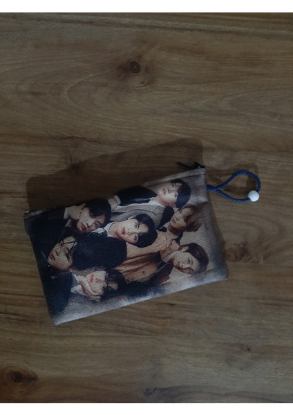 Kpop-Bts 4 No Kahverengi Desenli Tasarım Kalemlik-Cüzdan - 13 x 20