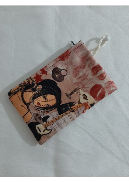 Nana Osaki Desenli Tasarım Kalemlik-Cüzdan - 13 x 20