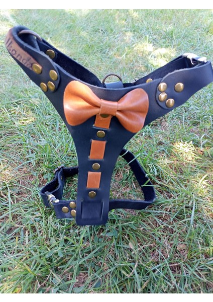 Köpek göğüs tasması hakiki deri siyah papyonlu göğüs ölçüsü:30-55cm boyun ölçüsü:25-40cm ayarlamalı dog harness GT1-28