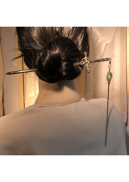 Stil B-5 2022 Vintage Punk Çin Kılıç Yakut Kolye Firkete Saç Tokası Kadınlar Için Trendy Kişilik Metal Püskül Saç Klip Aksesuarları (Yurt Dışından) fiyatları