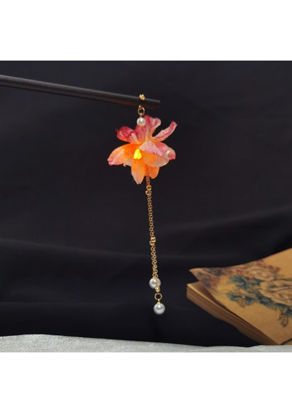 Yeni Bir Çin Firkete Ipek Çiçek Ahşap Firkete Fener Firkete Mizaç Retro Püskül Kadın Headdress Takı Aksesuarları (Yurt Dışından) fırsatları