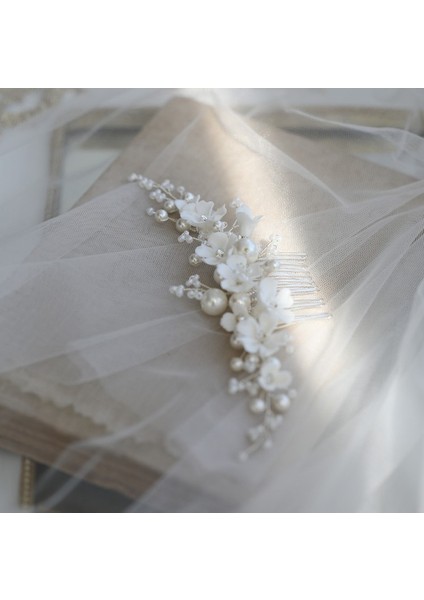 Altın Beyaz Porselen Çiçek Gelin Tarak Saç Parçası Inciler Düğün Takısı El Yapımı Kadın Başlığı Saç Süsleme (Yurt Dışından) indirimleri