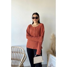 New Laviva Kadın Kiremit Yumuşak Dokulu, Düğmeli Bisiklet Yaka, Regular Kesim Triko Kazak, Bluz