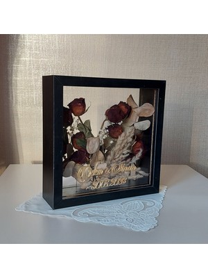 Verda Çerçeve Siyah Isimli 25X25 cm Çift Yönlü Anı Çerçevesi! Gül Kutusu Şeffaf Gül Kutusu