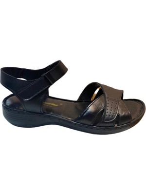 Ceylanlar Ayakkabı 101 Kadın Siyah Hakiki Deri Sandalet