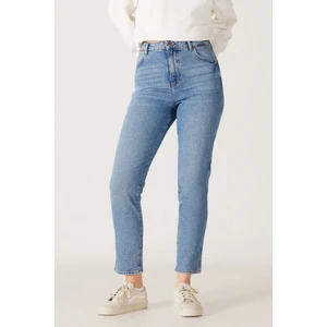 Mom Fit Yüksek Bel Dar Paça Siyah Jean Kot Pantolon