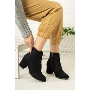 Siyah Bağcıklı Süet Topuklu Bot
