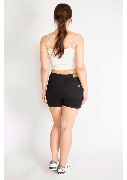 Kadın Siyah Büyük Beden Duble Paça Likralı Skınny Kot Şort indirimleri