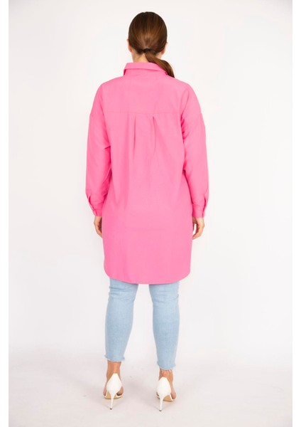 Kadın Büyük Beden Pembe Poplin Kumaş Ön Düğmeli Yan Yırtmaçlı Tunik 65N36795