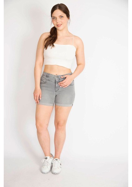 Kadın Gri Büyük Beden Duble Paça Likralı Kot Şort fiyatları