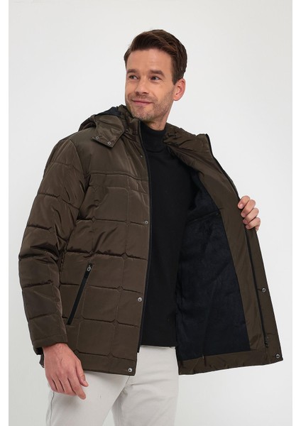Erkek Kahverengi Standart Fit Normal Kesim Çıkmalı Kapüşon Dik Yaka Mont modelleri