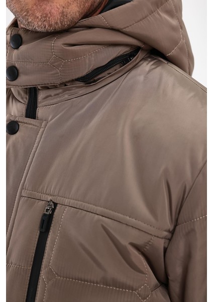 Erkek Krem Standart Fit Normal Kesim Çıkmalı Kapüşon Dik Yaka Mont fırsatları