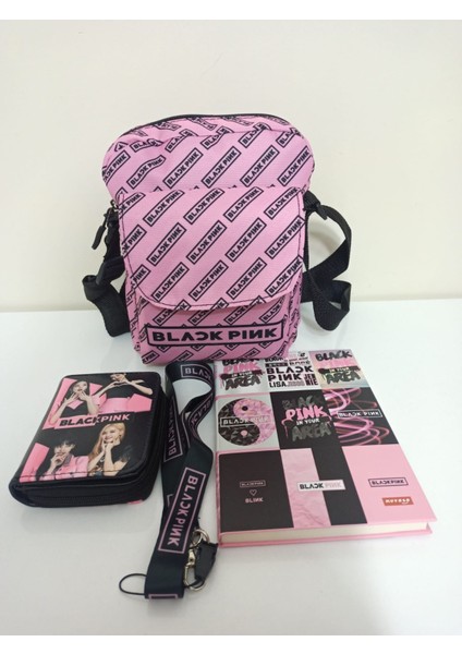 Alanç Gift Black Pnk Tasarımlı Pembe Kolaj Çapraz Çanta, Defter, Cüzdan, Boyun ipi  Seti