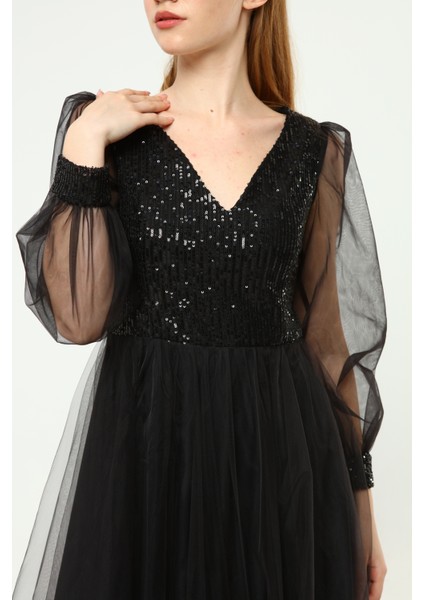 Payet Detaylı V Yaka Tül Abiye Elbise fırsatları