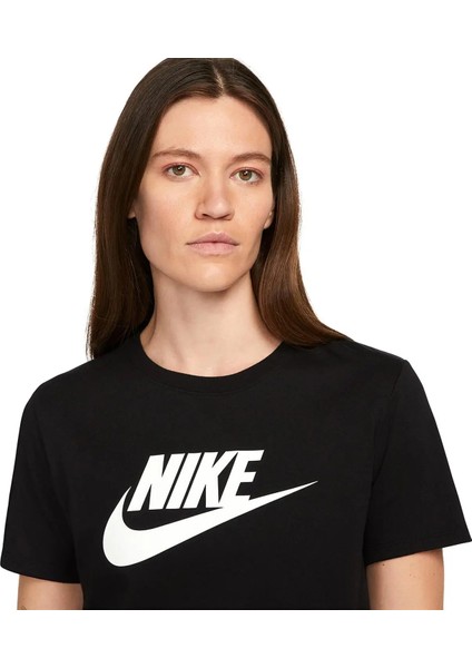 Sportswear Essential Kadın Siyah Günlük Stil T-Shirt - DX7906-010