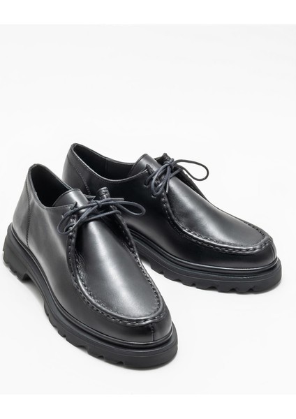 Siyah Deri Kadın Günlük Ayakkabı fiyatları