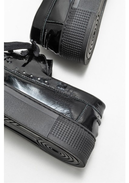 Siyah Deri Kadın Günlük Ayakkabı fırsatları