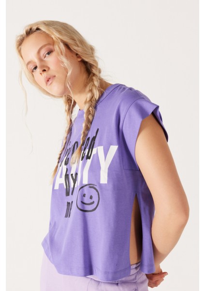 Regular Fit Normal Kesim %100 Pamuk Bisiklet Yaka Lila Tişört modelleri