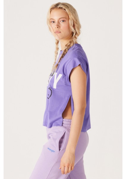 Regular Fit Normal Kesim %100 Pamuk Bisiklet Yaka Lila Tişört fırsatları