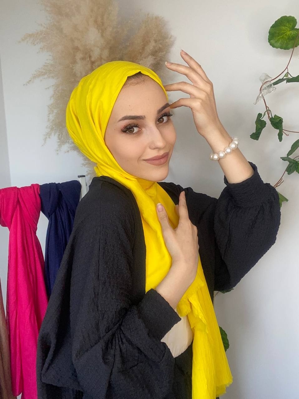 Nil Butik Kadın Pamuklu Şal Kahverengi Düz Desen Ütü Gerektirmeyen Dört Mevsim Kullanıma Uygun