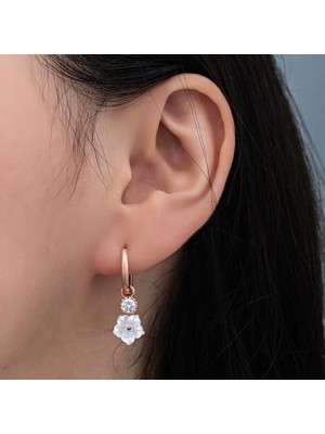 Gumush Gümüş Rose Sallantılı Manolya Çiçeği Kadın Küpe