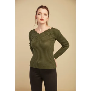 City Center Fashion Kadın Hardal Yaka Güpür Detay Triko Kazak Bluz Ara Beden Standart CTY-CND-11903