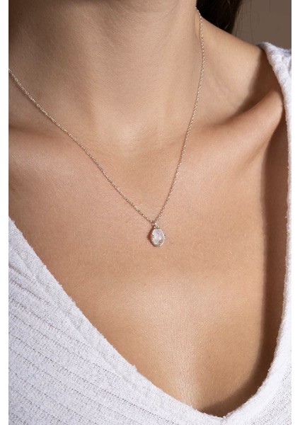 Doğal Ay Taşı Taşlı Minimal Gümüş Kadın Kolye Gümüş Rengi modelleri