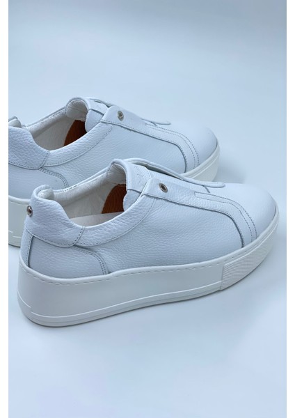 Kadın Nude Spor Ayakkabı Hakiki Deri Gizli Lastikli Yüksek Taban Sneaker