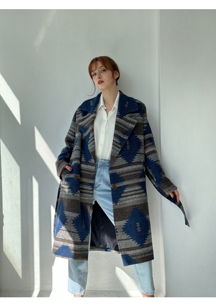 Özel Tasarım Retro Model Oversize Kruvaze Kareli Kaşe Kaban Kadın Füme