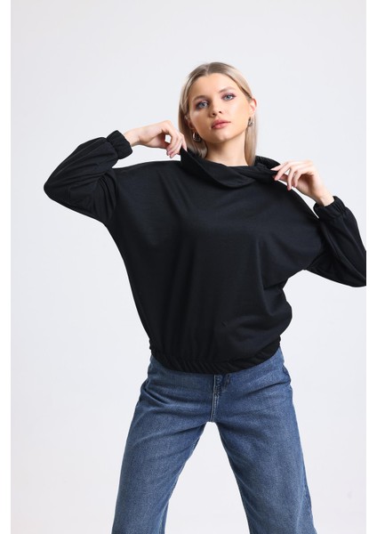 Yaka Detaylı Beli Lastikli Kadın Sweatshirt