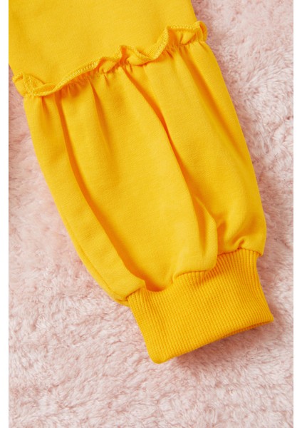 Sarı Renkli Kalp Desenli Payetli Kız Çocuk Sweatshirt 16696 modelleri