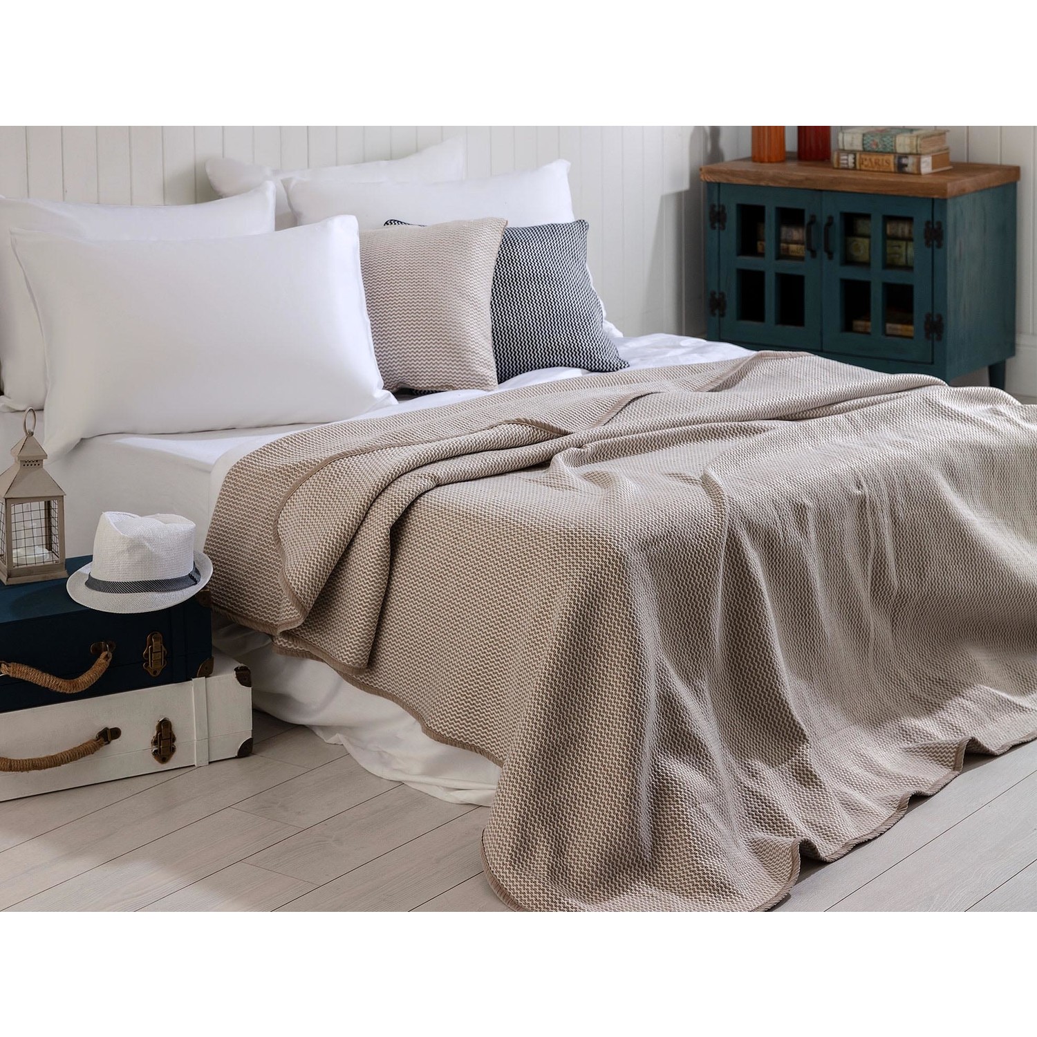 Madame Coco Vendredi Tek Kişilik Yatak Örtüsü Bej Fiyatı Madame Coco Vendredi Tek Kişilik Yatak Örtüsü Bej Fiyatı