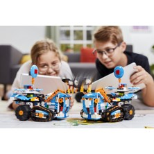 LEGO® Boost 17101 Yaratıcı Alet Kutusu Yapım Seti Çocuk ve Yetişkin için Kodlama Oyuncak Robot