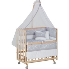 Babycom Naturel Boyasız 50 x 90 Anne Yanı 4 Kademeli Ahşap Beşik - Tekerlekli + Gri Yıldızlı Uyku Seti
