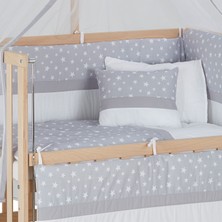 Babycom Naturel Boyasız 50 x 90 Anne Yanı 4 Kademeli Ahşap Beşik - Tekerlekli + Gri Yıldızlı Uyku Seti