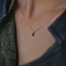 By Golden House Damla Zümrüt Renkli Kolye