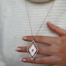 By Golden House Karo Cam Kolye