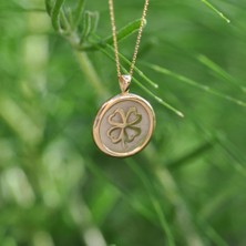 By Golden House Sedef Mine Yonca Kolye