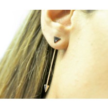 By Golden House Üçgen Konik Uç Sallantılı Küpe