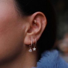 By Golden House Taşlı Figür Sallantılı Küpe